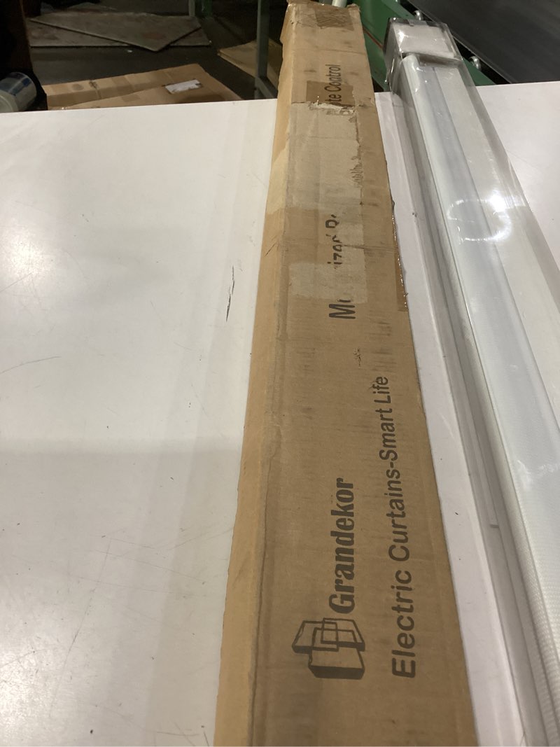 Condition photo showing As Is for not tested grandekor electric curtains -smart life