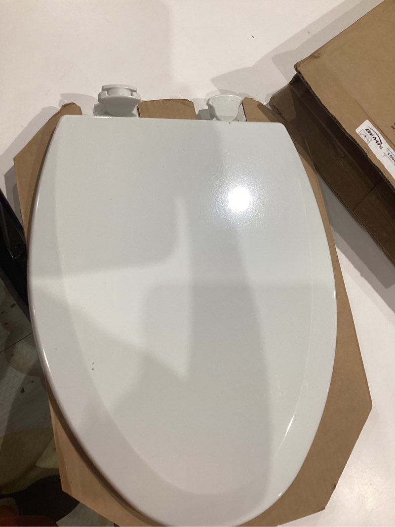 Condition photo showing Good Condition for bemis residential molded wood toilet seats white