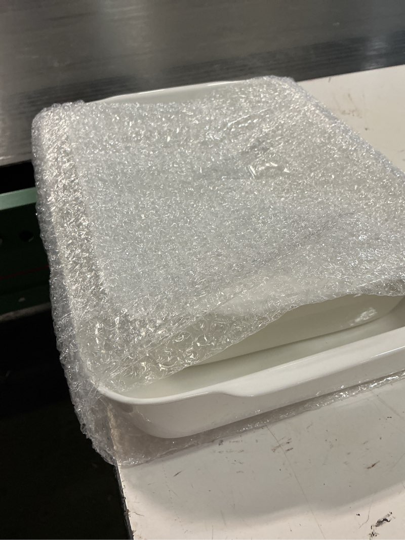 Condition photo showing Good Condition for hombene 3 qt wide ceramic baking dish, white casserole dish with, lasagna pan for oven, ceramic baking pan, kitchen decor, microwave oven safe, dinner, wedding (9.4" x 11.8") 3 quart widen