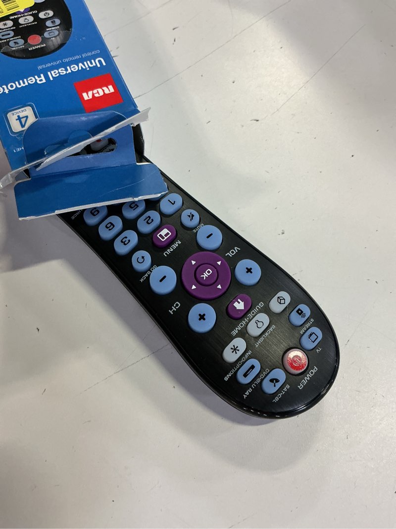 Condition photo showing Good Condition for rca programmable universal big button remote control