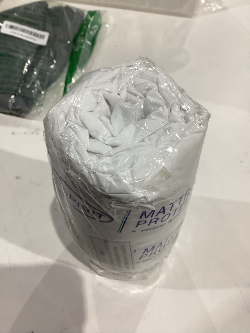 Condition photo showing Good Condition for Twin XL Mattress Protector Waterproof Breathable Terry Premium Fitted up to 14'' Depth Pocket, Ultra Soft and Breathable Mattress Pad Cover Twin Extra Long (XL), Noiseless 1 Twin XL