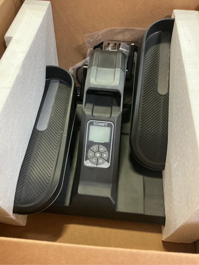 Condition photo showing Good Condition for mini elliptical machine