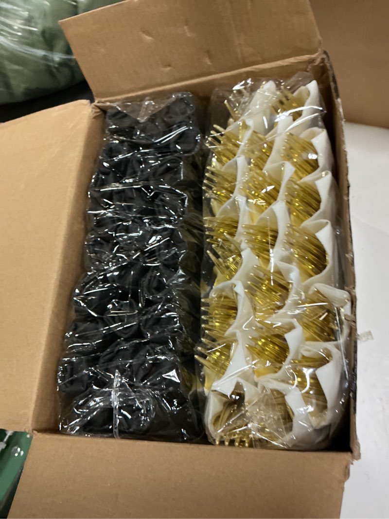 Condition photo showing New/Like New for 50 pack pre rolled gold plastic silverware set,wrapped plastic cutlery set with napkin include 50 forks,50 spoons,50 knives and 50 black napkins for party, wedding,christmas 50 pack black+gold