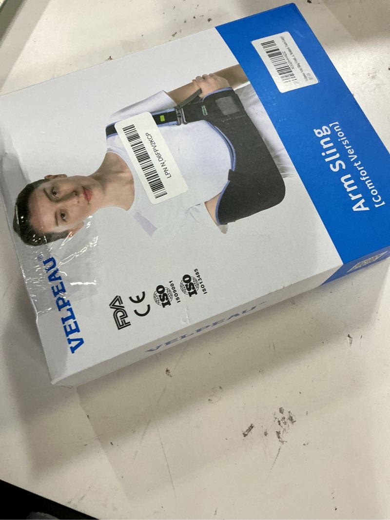https://lotting-media.assets.bidfta.com/lotting_75759d87-4b6a-4d2b-81cc-25592a2117a6