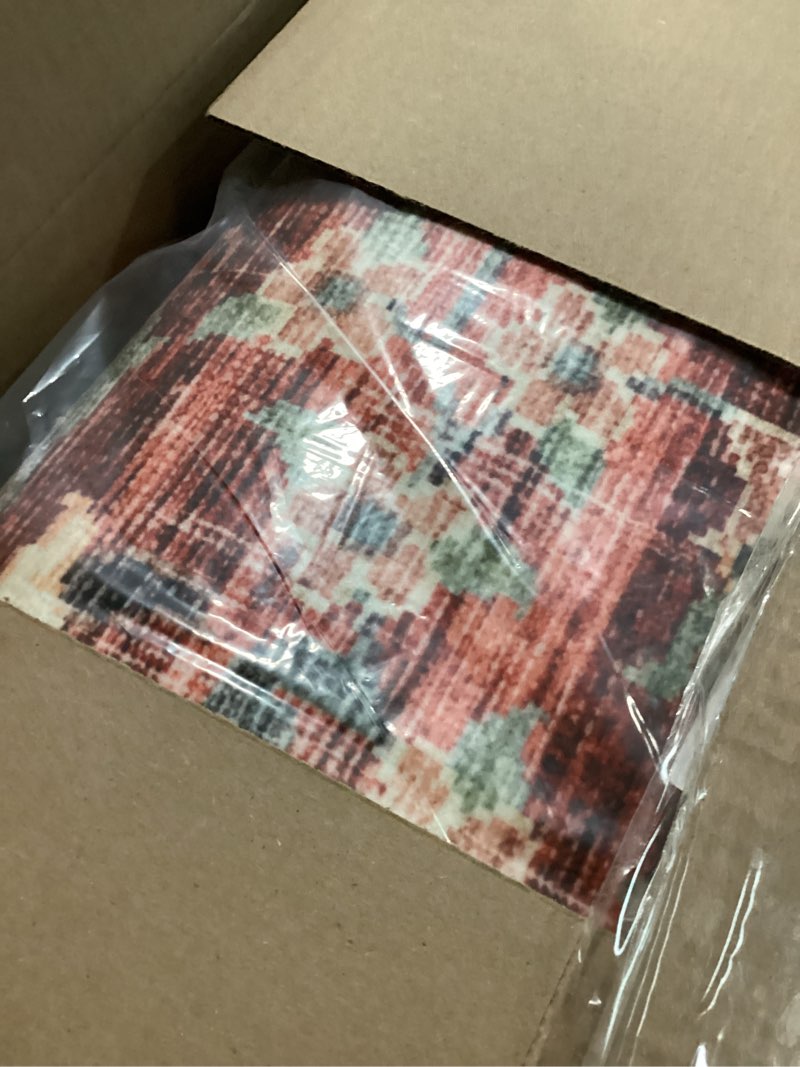 Condition photo showing Good Condition for 2x3 Washable Entryway Rug - Non-Slip Durable Front Door Mat for Small Bedroom, Vintage Retro Design Carpet with Stain Resistant & Easy Clean (Red/Navy) Red/Navy 2'x3'