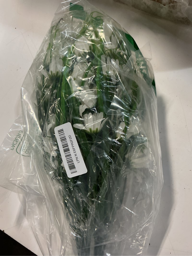 Condition photo showing Good Condition for 4 bundles artificial silk daisy flowers fake daisies plastics plants flower faux wildflowers outdoor uv resistant for home decor indoor outside porch patio garden planters decoration (white)