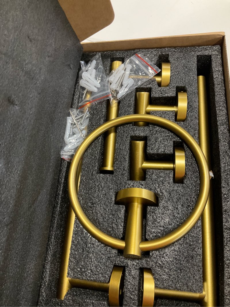 https://lotting-media.assets.bidfta.com/lotting_757eb166-a8f2-42a8-8bfb-a02d02cf42bb