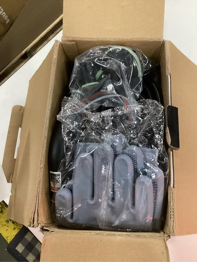 Condition photo showing Good Condition for steam cleaner, portable steamer for cleaning with 16pcs accessories, 6-level adjustable and 15s heat-up, handheld steam cleaner for home, tile, dirt, grout, grease, car detailing green