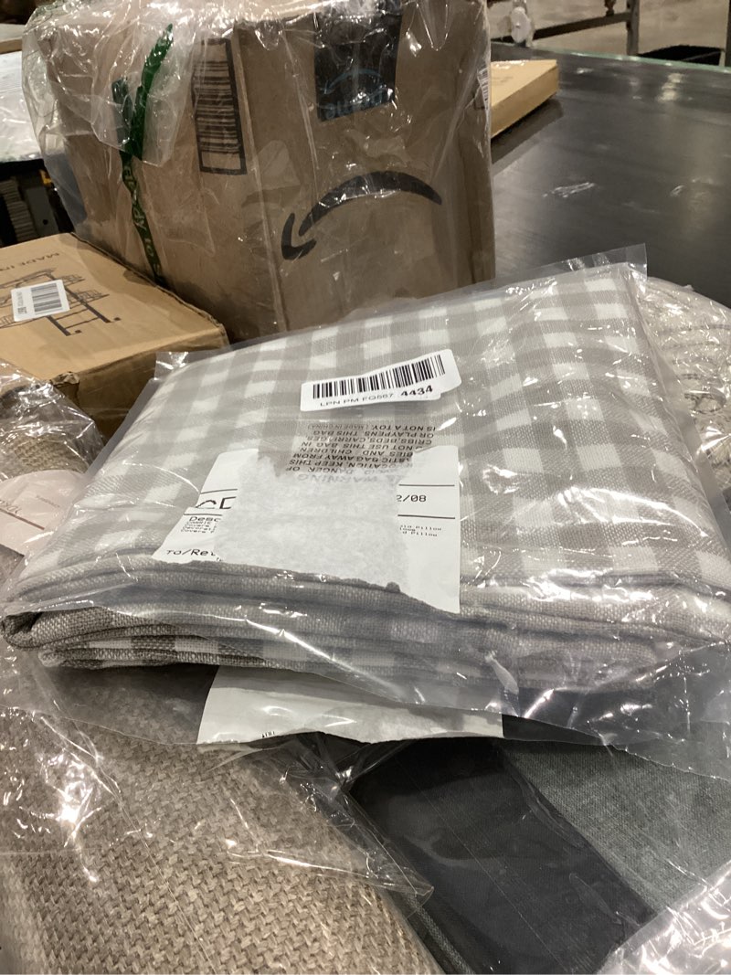 Condition photo showing As Is for carrie home outdoor light gray and white buffalo plaid pillow covers 20x20 set of 2, grey white gingham check pillows decorative throw pillow covers, 20 x 20 buffalo plaid pillow covers for couch light grey & white gingham set of 2 20" x 20" (pack of 2)