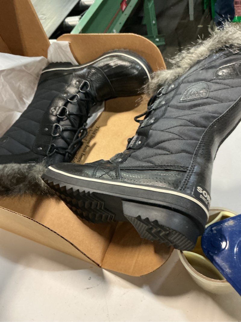 Condition photo showing Good Condition for new sorel tofino ii tall leather waterproof boot women 7.5m black insulated snow 