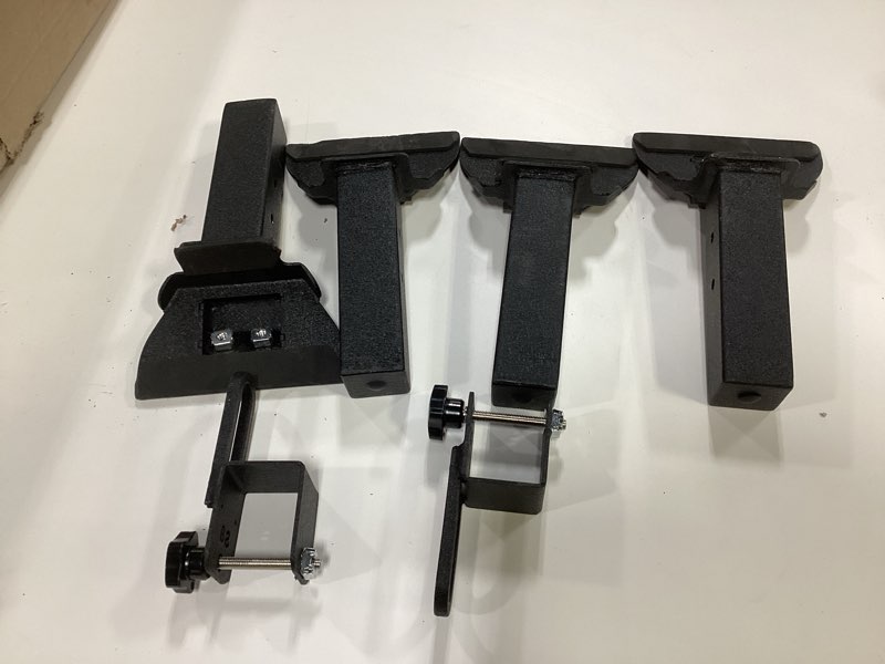 Tuxedo CR-3000 universal valance brackets