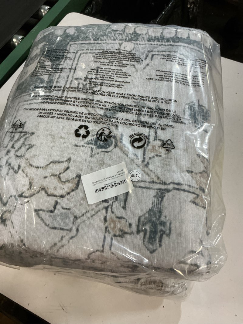 Condition photo showing New/Like New for genimo outdoor & indoor area rug 8'x10', waterproof, non-shedding, easy cleaning, boho mat for patio, living room, balcony, dining room, rv, deck, bedroom, camping, outside carpet,light grey brown light grey brown 8' x 10' (rectangular)