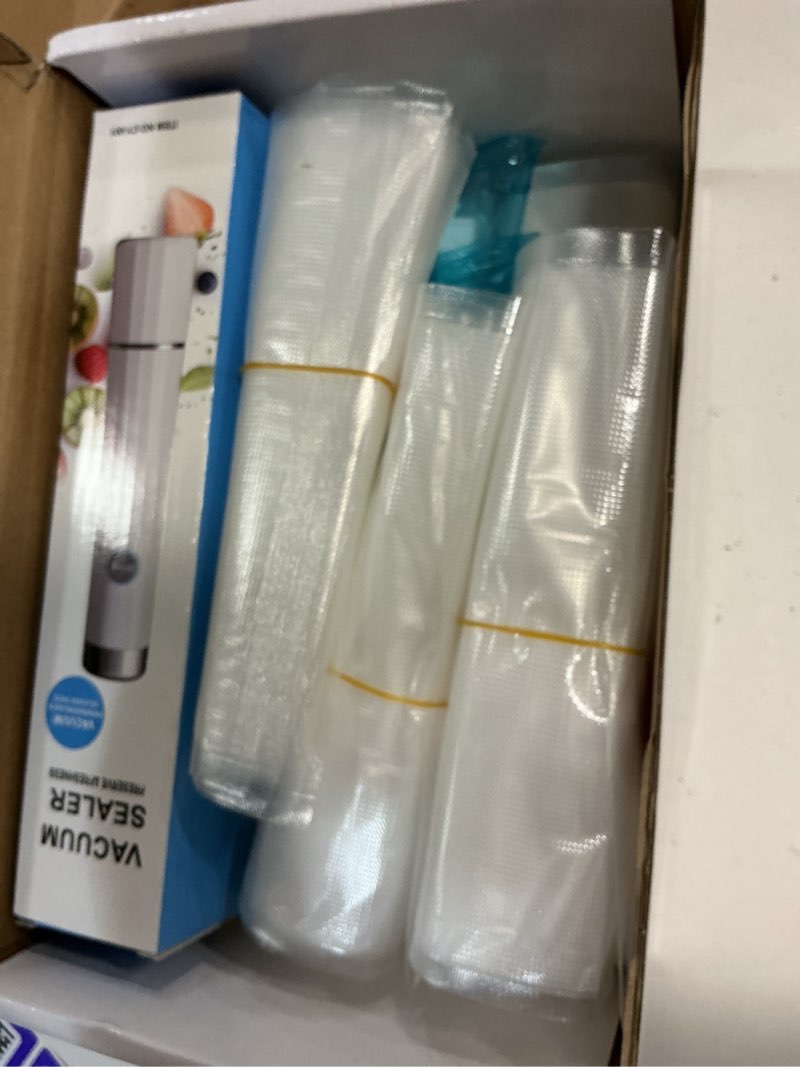 Condition photo showing New/Like New for vacuum sealer for food (compact vacuum sealers+30 reusable vacuum bags), powerful handheld vacuum sealer for 10x preservation & fresh small