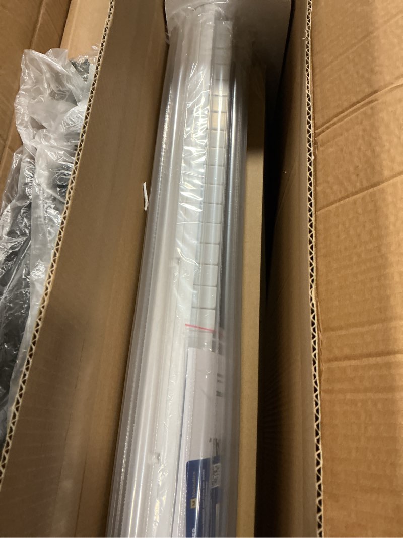 Condition photo showing Good Condition for Donner Keyboard Piano 61 Key, Electric Keyboard Kit with 249 Voices, 249 Rhythms - Includes Piano Stand, Stool, Microphone, Gift for Beginners, White(DEK-610S) Full White Kit