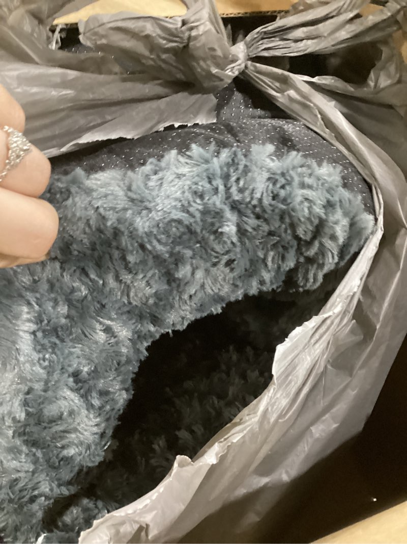 Condition photo showing Good Condition for Washable Dog Bed Mat Reversible Dog Crate Pad Soft Fluffy Pet Kennel Beds Dog Sleeping Mattress for Large Jumbo Medium Small Dogs, 47 x 29 Inch, Grey Grey 47.00" x 29.00" x 1.50"
