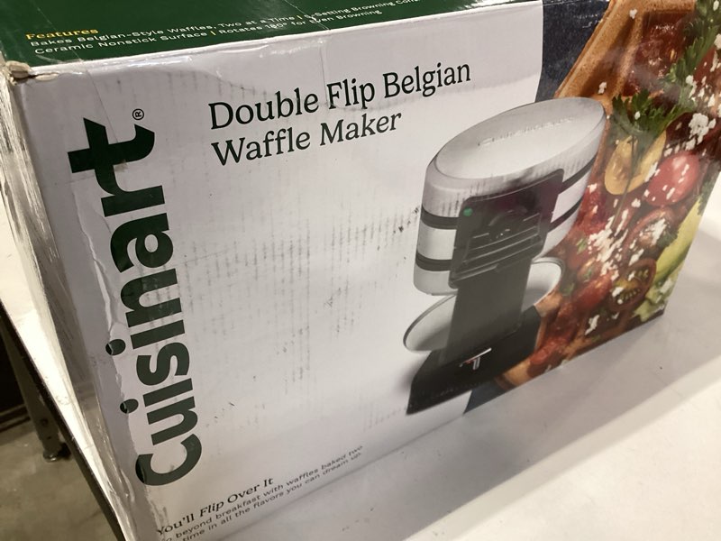 Condition photo showing Good Condition for cuisinart double flip belgian waffle maker, waf-f40nas