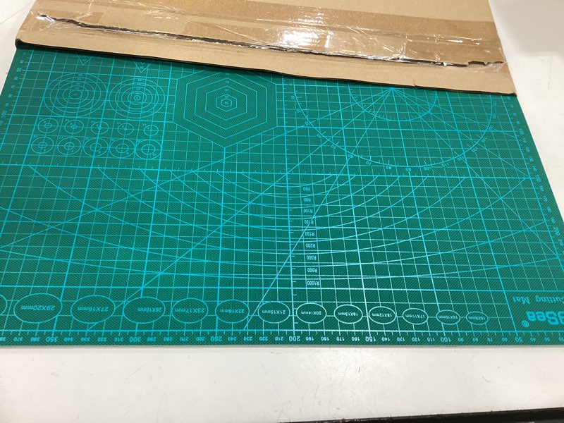 Condition photo showing Good Condition for self healing cutting mat with grid for handmade paper cutting, leather crafts, carving, desktop protectors 5-ply quilting board a3-45x30x0.3cm(17.72x11.81x0.118in green) medium