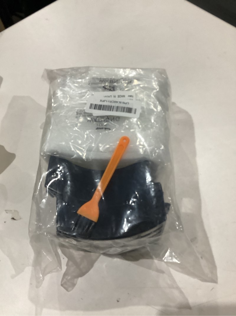 Condition photo showing Good Condition for Replacement Parts for Shark AV2310AE Matrix RV2310AE Matrix(not RV2310) 4 Hepa Filters 6 Side Brush & 1 Cleaning Brush