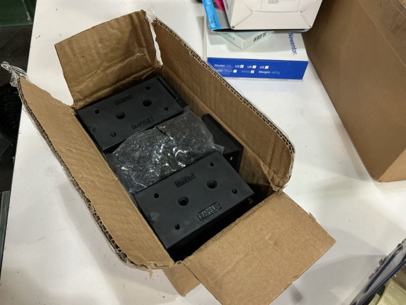 Condition photo showing New/Like New for eapele 20pcs deck railing brackets connectors for 2x4 railing wood post with 120pcs wood screws