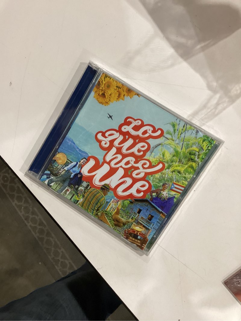 Condition photo showing Good Condition for Lo Que Nos Une What Unites Us