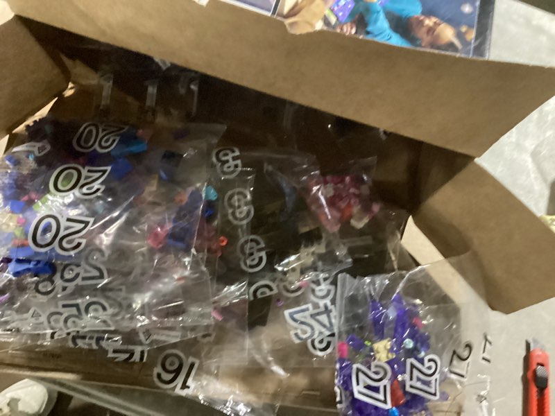 Condition photo showing Good Condition for LEGO Art The Milky Way Galaxy Building Set - Space Decor DIY Kits for Adults for Bedroom Wall, Ages 18+ - Gift Ideas, Men & Women - Includes Frame for Display - 31212