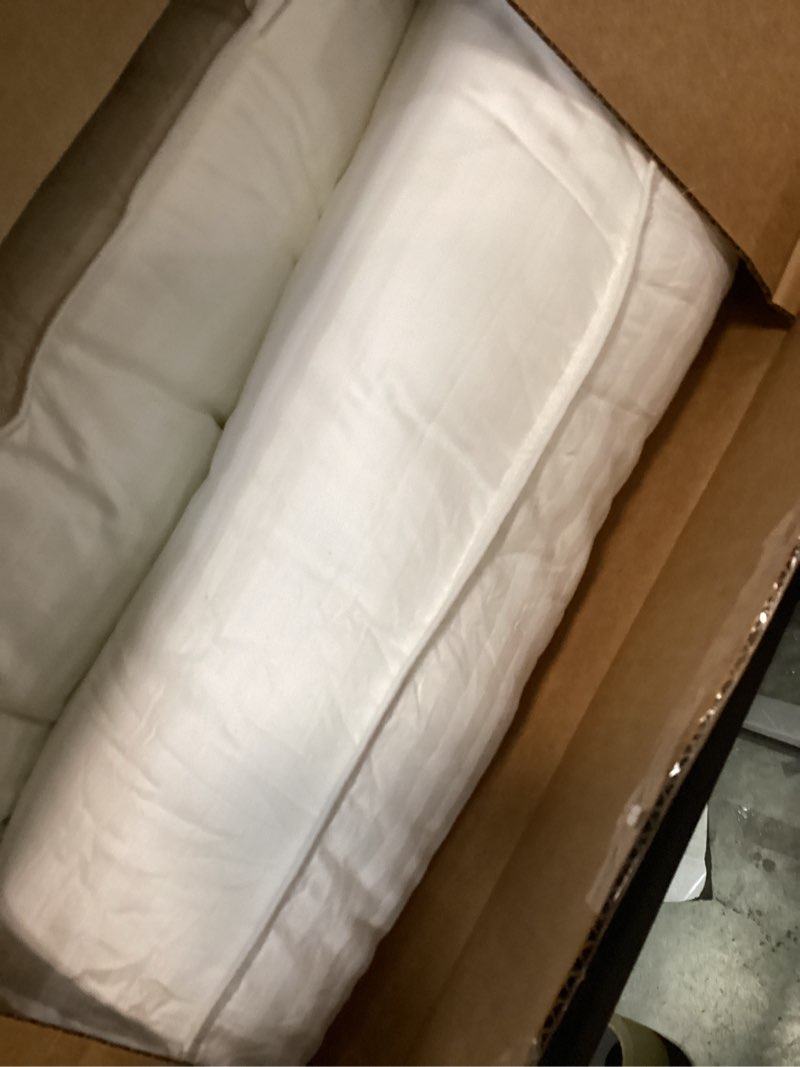 Condition photo showing Good Condition for Beckham Hotel Collection Bed Pillows Standard/Queen Size Set of 2 - Original Soft Down Alternative Pillow for Sleeping - Soft Support for Back, Stomach or Side Sleepers Queen / Standard White