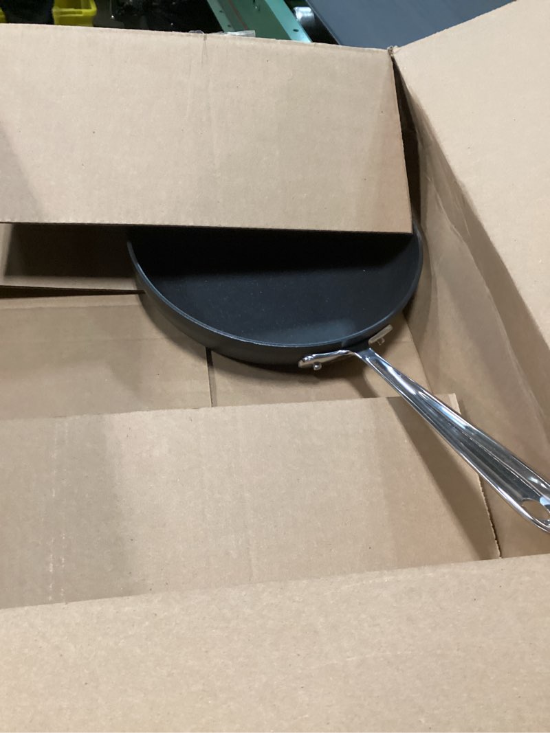 Condition photo showing Good Condition for All-Clad HA1 Hard Anodized Nonstick Fry Pan Cookware (10 Inch Fry Pan) Black 10 Inch