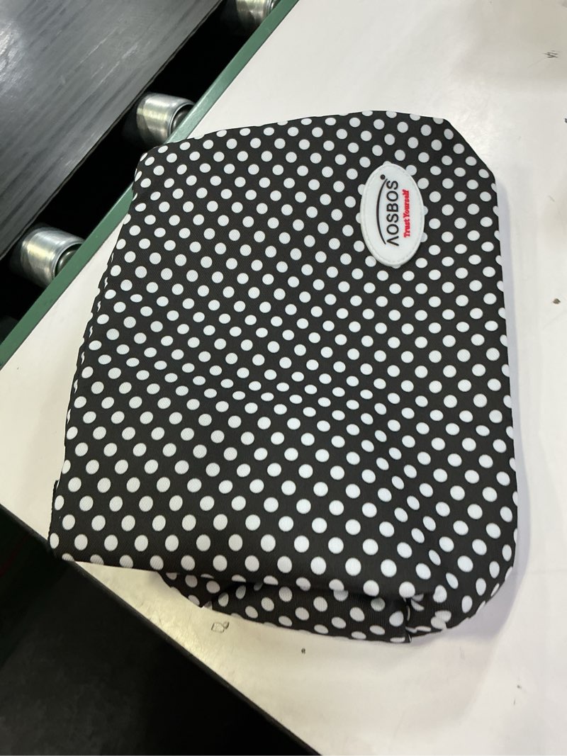 Condition photo showing Good Condition for lunch bags for women reusable lunch box beach cooler insulated tote school 8.5l by aosbos