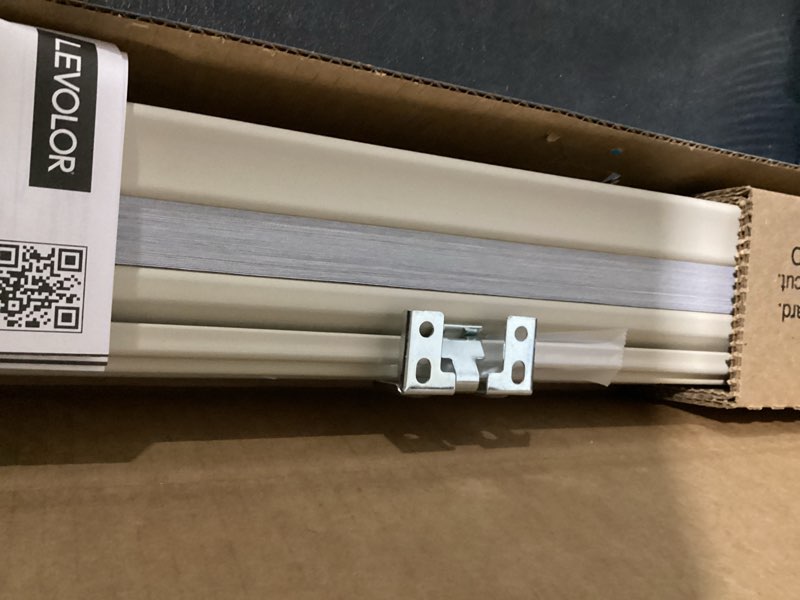 Condition photo showing Good Condition for possibly incomplete levolor levolor 30x72 sand bo cellular shade