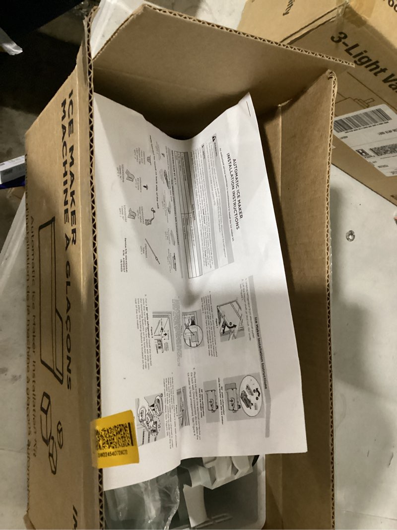 Condition photo showing As Is for automatic ice maker white