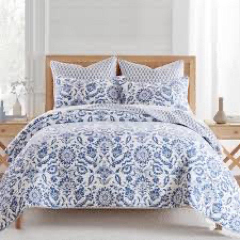 levtex home - clara blue quilt set - king quilt and two king shams - floral - blue white - quilt (10