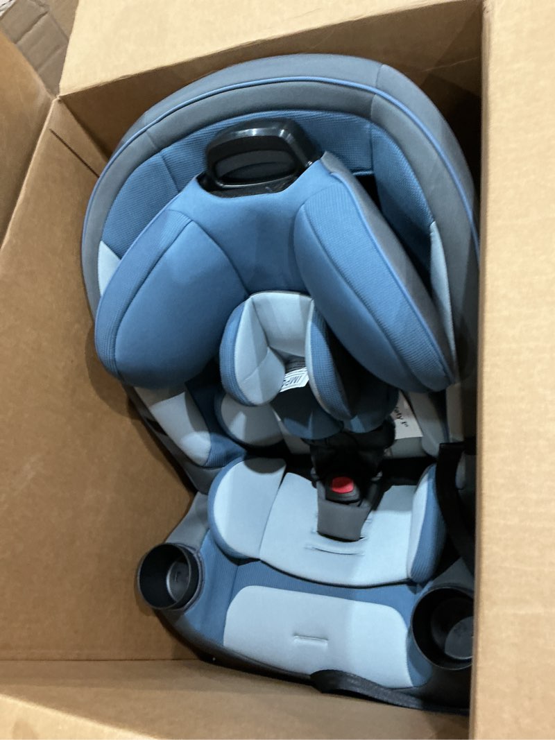 Condition photo showing Good Condition for safety 1st grow and go all-in-one slim convertible car seat, rear facing, 5-40 lbs, forward facing (30–65 lbs), high back booster seat 40-100 pounds, alaskan blue