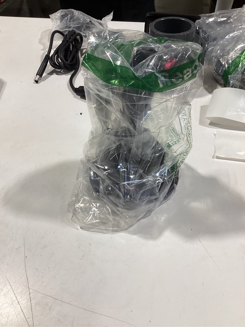Condition photo showing Good Condition for ulanzi sc-02 suction mount 4.5'', magic arm bracket for dslr cameras action camera video shooting filming, compatible with dji osmo pocket 3/insta 360 x5/osmo 360/sony/canon/nikon/xtra action cameras 4.5" sc-02 suction mount