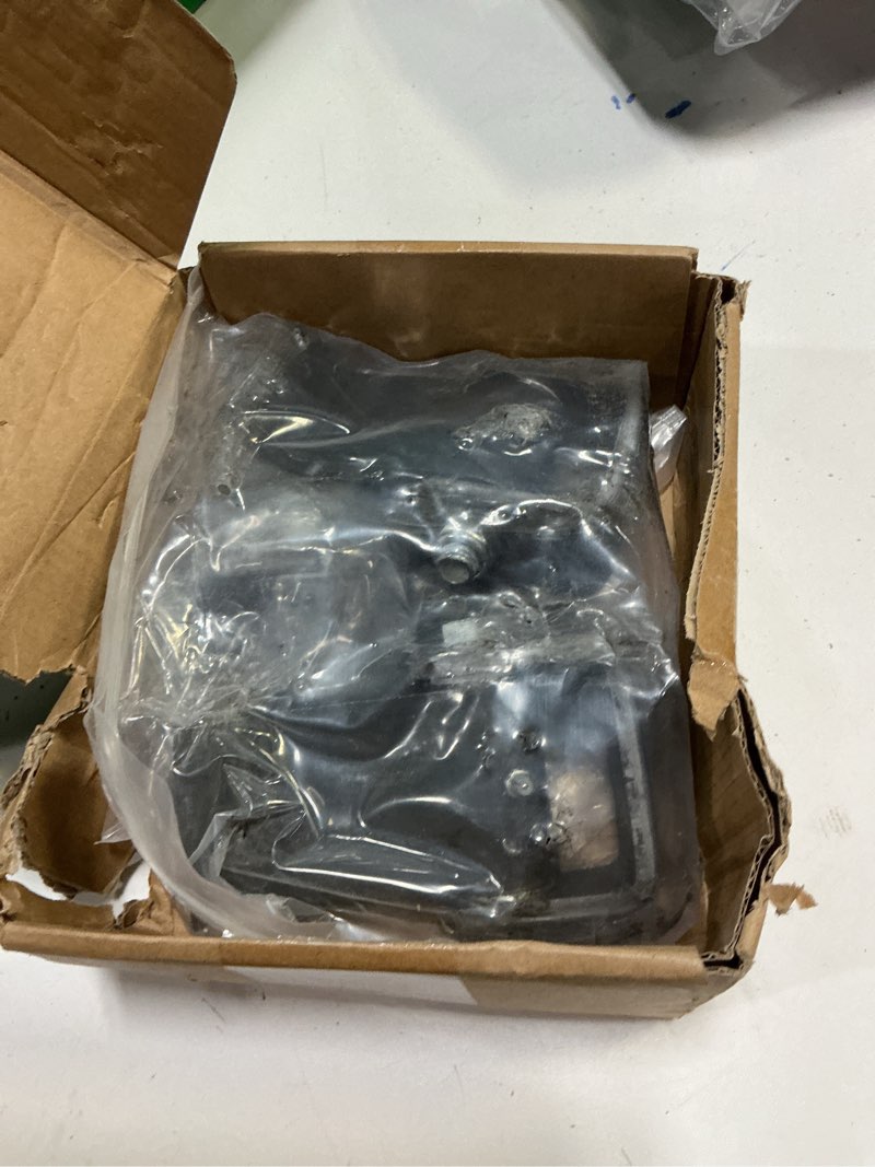 Condition photo showing Good Condition for 4 Pack Dump Trailer Hinges Weld On Heavy Duty Steel, Trailer Door Hinge Weldable, Trailer Gate Hinge, Strap Style Short Leaf