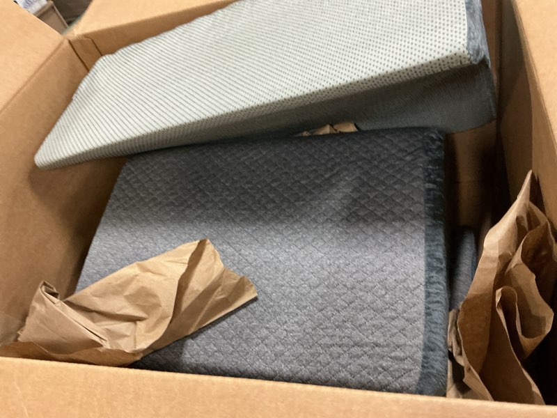 Condition photo showing As Is for ( incomplete )bdeus 4pcs bed wedge pillow post surgery, orthopedic sleeping wedge pillow set for back, neck and leg pain relief, acid reflux, gerd, memory foam support pillows for after surgery, grey grey 4 piece set