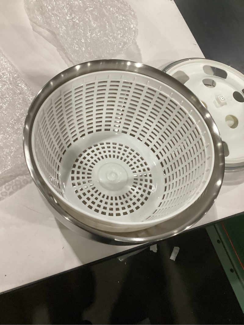 Condition photo showing Good Condition for electric salad spinner, 4.8l large capacity lettuce spinner stainless steel salad rotator vegetable dryer fruit washer lettuce cleaner drainage basket, usb rechargeable salad dryer food dehydrator