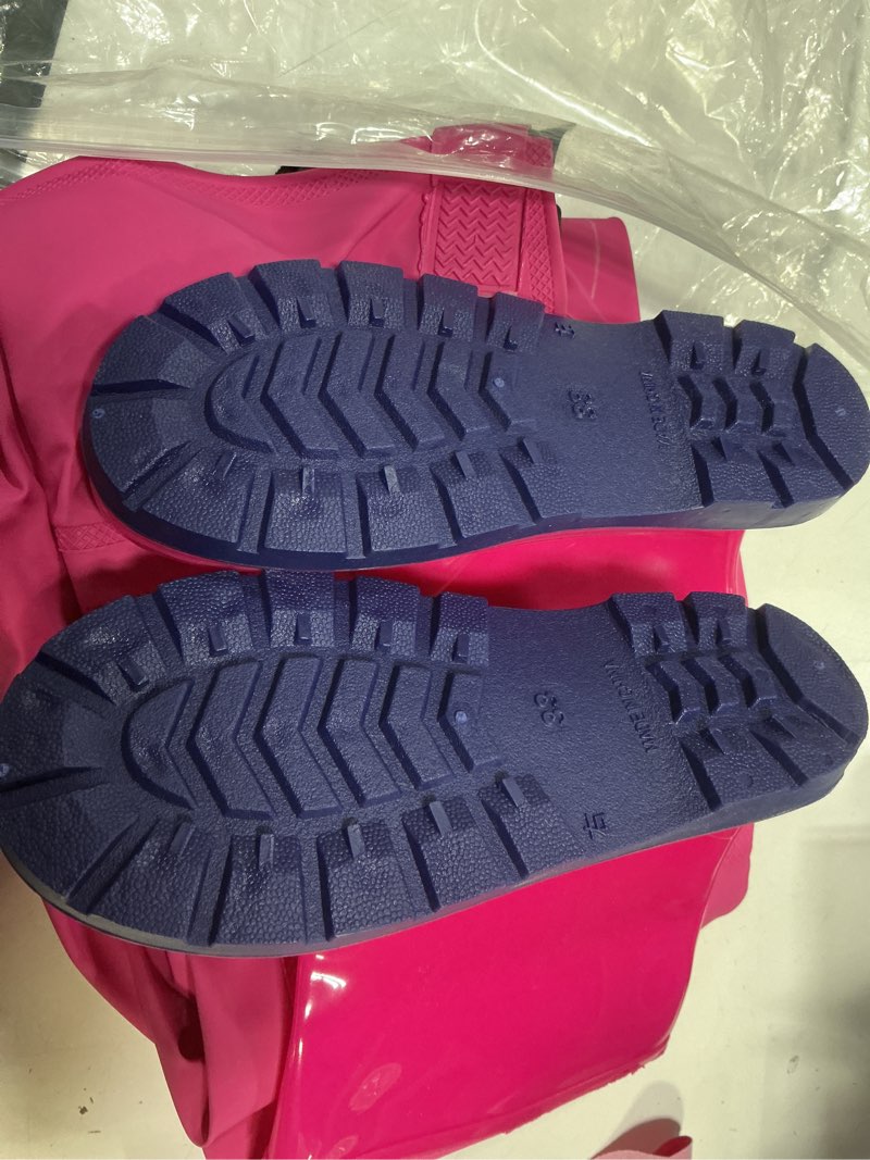 Condition photo showing Good Condition for vicbre kids chest waders with non-slip boots, attached system with waterproof trousers, waders for boys and girls pink 9 years