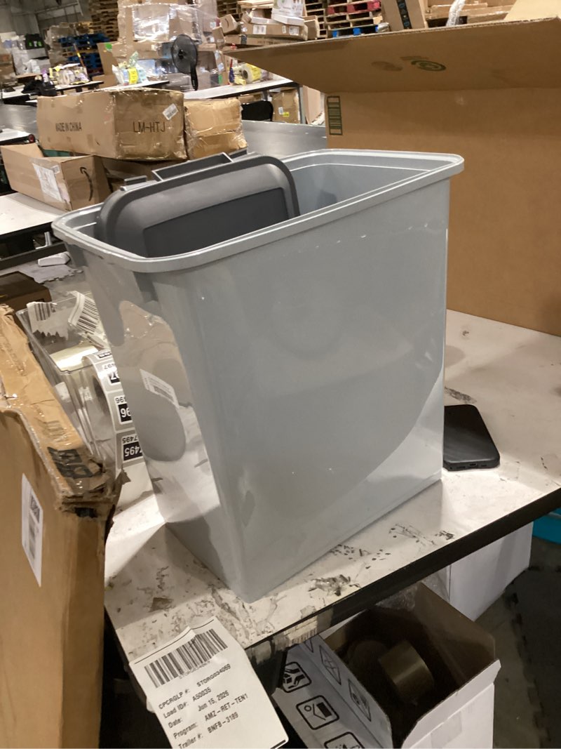 Condition photo showing Good Condition for rubbermaid commercial products resin wastebasket/trash can, 7-gallon/28-quart, gray, plastic, for bedroom/bathroom/office, fits under desk/sink/cabinet 7 gallons gray 1