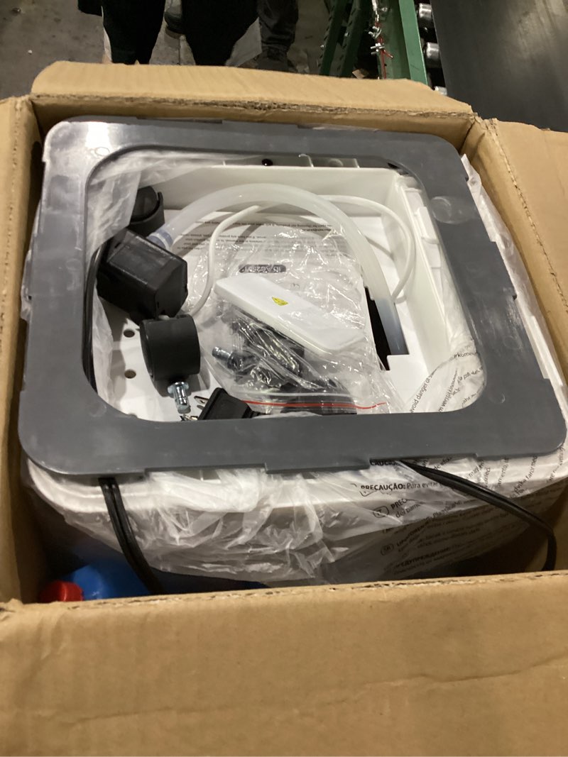 Condition photo showing New/Like New for lifecreek portable air conditioner, 3-in-1 evaporative air cooler with 3.2 gal water tank, windowless portable ac fan with 6 ice packs, remote, 12h timer, 3 speeds, 4 modes for room bedroom office white 3.2gal