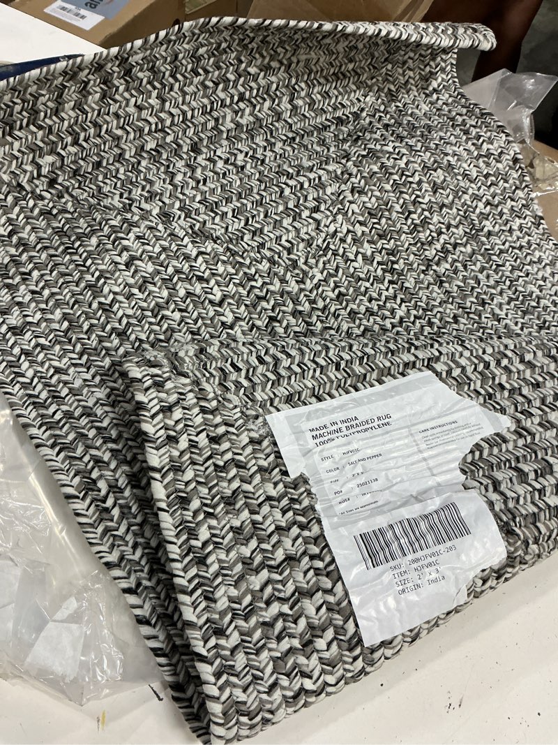 Condition photo showing Good Condition for nuloom 2' x 3' solid hand braided indoor/outdoor area rug, pet-friendly, high traffic, weather resistant, for patio, balcony, bedroom, living room, dining room, wynn salt and pepper salt and pepper 2' x 3' (rectangular)