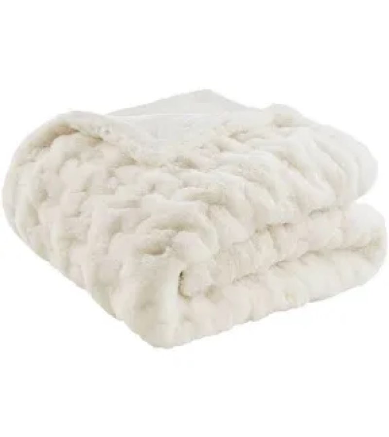 ruched faux fur throw / snow / 50x60 ivory quinse