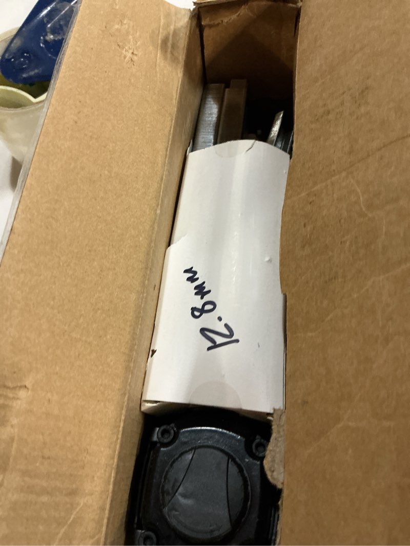 Condition photo showing Good Condition for keentech pneumatic staple gun 21 gauge, air upholstery stapler with 3000pcs 1/2" crown staples 1/4"-5/8", ready-to-use pneumatic nail gun tool set with safety trigger for wood furniture fabric leather silver 21 gauge 8016
