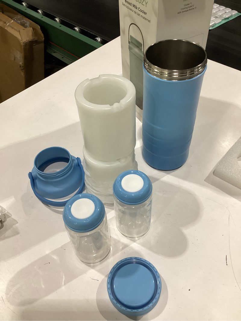 Condition photo showing New/Like New for momcozy 22oz portable breast milk cooler for outdoor, life saver with 360° total cooling for 24 hours, larger capacity travel breastmilk chiller with 2pcs baby bottles for breastmilk storage blue