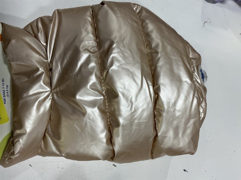 Condition photo showing Good Condition for oodles green quilted puffer bubble hem fall dog jacket, xs