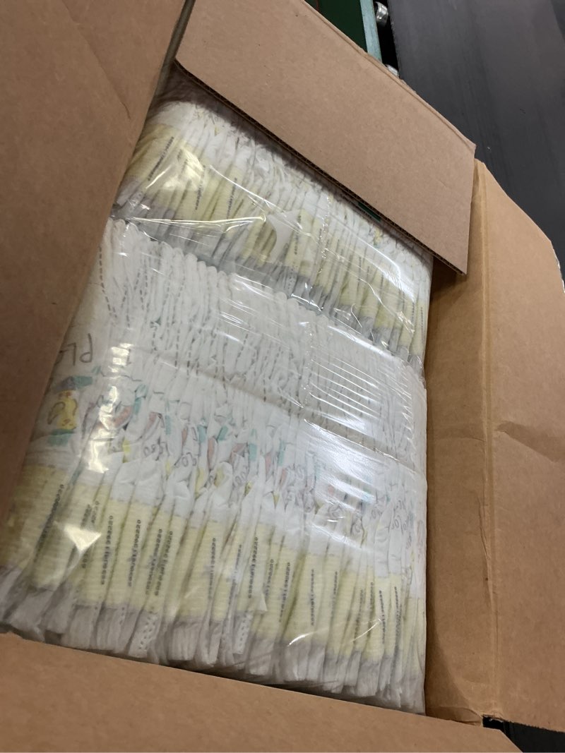 Condition photo showing Good Condition for Pampers Swaddlers Diapers, Size 5 (20-37 lbs), 132 Count, Absorbent, Keeps Baby Dry and Comfortable, Skin Safe Disposable Baby Diaper (Packaging May Vary) Size 5 132