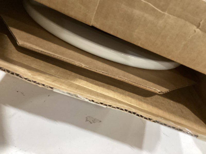 Condition photo showing Good Condition for mayfair linden slow close toilet seat, non slip heavy duty wood, easy install, round, white round traditional hinge