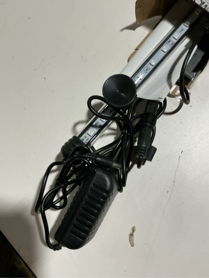 Condition photo showing As Is for MQ 20 in Submersible LED Aquarium Light, 3.5W Color Changing Fish Tank Light with Remote Control, IP68 Crystal Glass 24 LEDs Lights Bar, for Fish Tank 25-30 inch 24LED-Length 20"