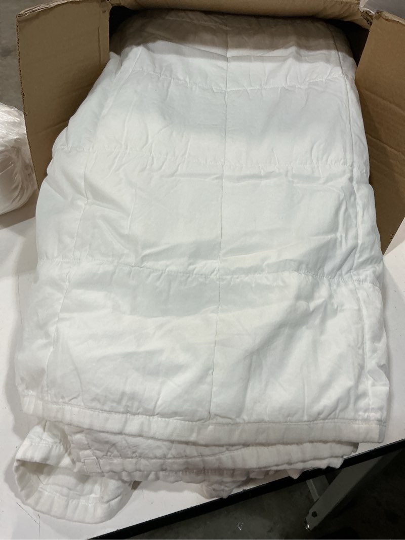 Condition photo showing As Is for quince lightweight european linen box quilt, full/queen, white