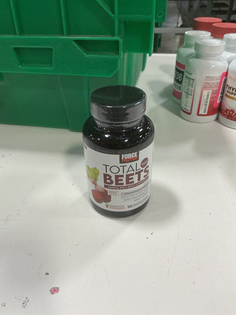 Condition photo showing New/Like New for Force Factor Total Beets Blood Pressure Support Beet Root Capsules, 1800mg Organic Beet Root Powder Beet Supplement with Hawthorn Berry to Support Circulation and Blood Flow, 90 Vegetable Capsules 1800mg Beet Root 90 Count (Pack of 1)