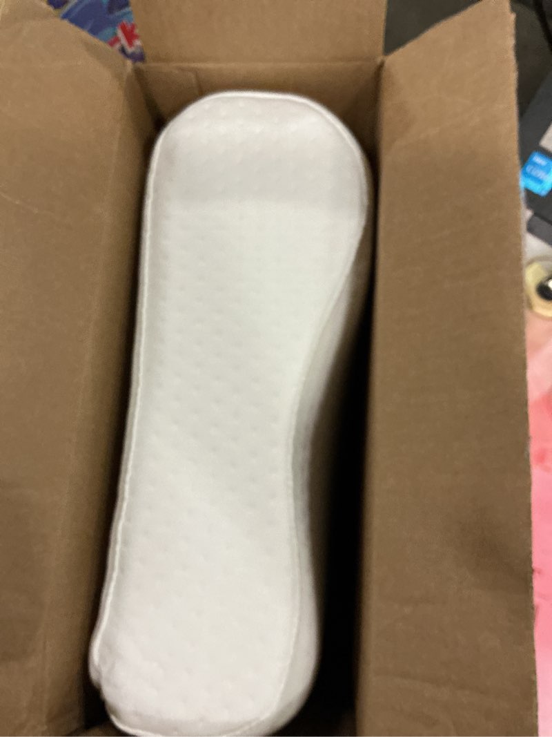 Condition photo showing Good Condition for tempur-pedic tempur-ergo neck pillow, large profile, white